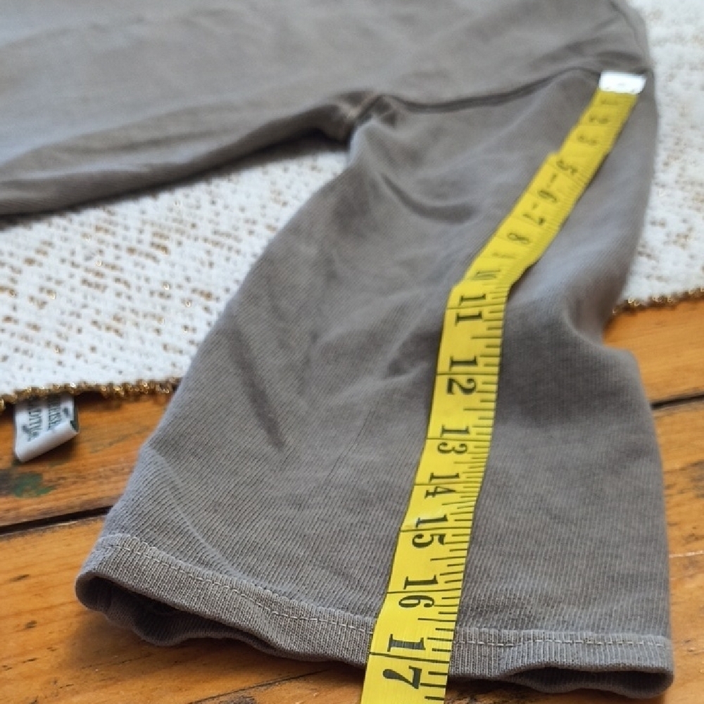 Madewell Taupe Knit Sweater Vintage Distressed Look Small Y2K Athleisure - Picture 11 of 12